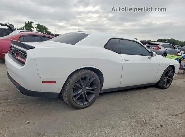 2C3CDZAG4JH334308 2018 DODGE CHALLENGER Белый Задняя правая четверть