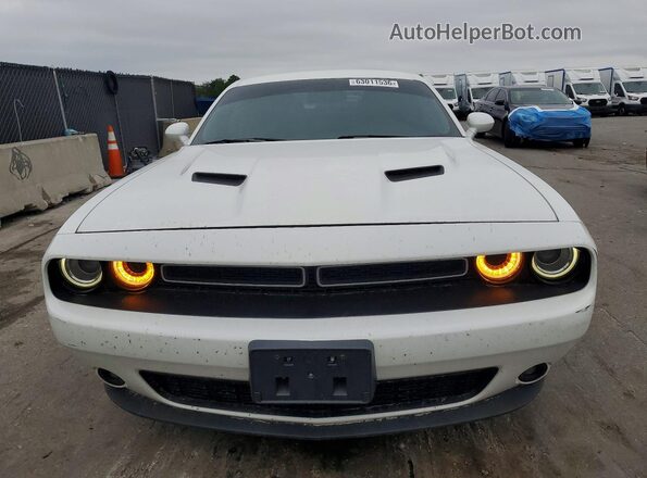 2C3CDZAG4JH334308 2018 DODGE CHALLENGER Белый Вид спереди