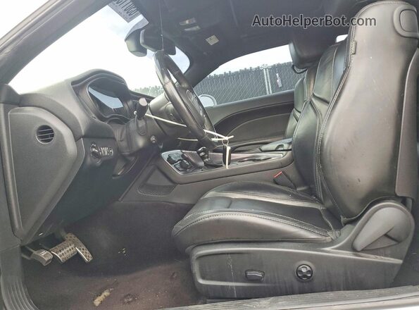 2C3CDZAG4JH334308 2018 DODGE CHALLENGER Белый Вид салона спереди