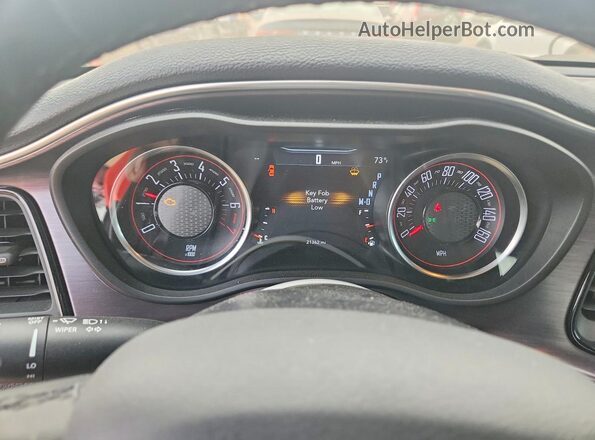 2C3CDZAG4JH339069 2018 DODGE CHALLENGER Orange Widok zestawu wskaźników