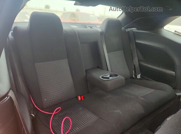 2C3CDZAG4JH339069 2018 DODGE CHALLENGER Orange Widok tylnych siedzeń