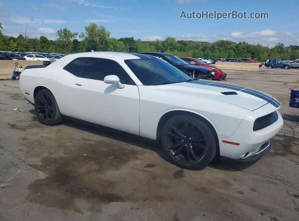 2C3CDZAG5GH184959 2016 DODGE CHALLENGER White Delantero derecho
