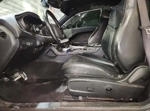 2C3CDZAG5GH217846 2016 DODGE CHALLENGER Charcoal Front interior view