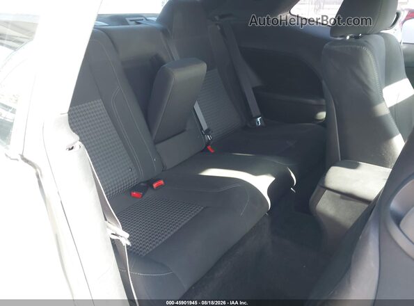 2C3CDZAG5HH629170 2017 DODGE CHALLENGER Gray Widok naklejki z numerem VIN