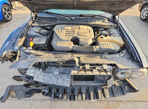 2C3CDZAG5JH333863 2018 DODGE CHALLENGER Charcoal Widok wnętrza z tyłu