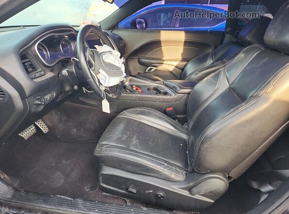 2C3CDZAG5JH333863 2018 DODGE CHALLENGER Charcoal Widok wnętrza z przodu