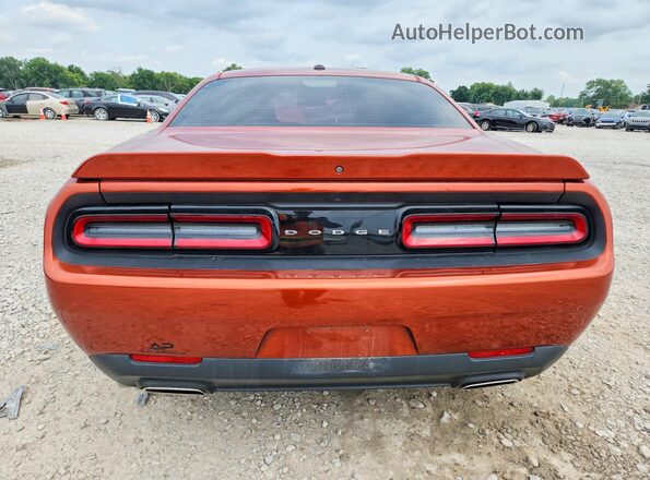 2C3CDZAG5MH533288 2021 DODGE CHALLENGER Оранжевый Вид сзади