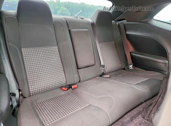 2C3CDZAG6JH276413 2018 DODGE CHALLENGER Black Rear seats view