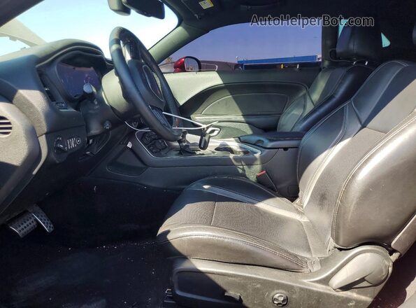 2C3CDZAG6JH280588 2018 DODGE CHALLENGER Burgundy Widok wnętrza z przodu