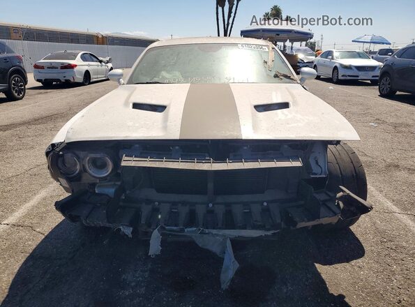 2C3CDZAG6JH288514 2018 DODGE CHALLENGER White Front view