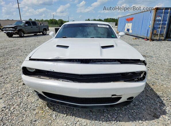 2C3CDZAG7GH166317 2016 DODGE CHALLENGER White Front view
