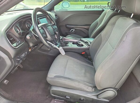 2C3CDZAG7GH166317 2016 DODGE CHALLENGER White Front interior view