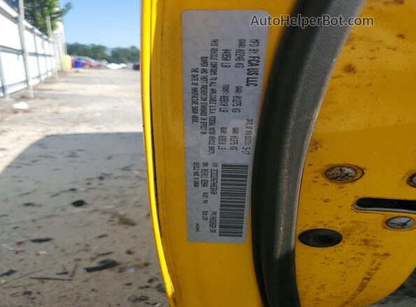2C3CDZAG7HH636430 2017 DODGE CHALLENGER Yellow Շարժիչի բաժամունքի տեսք