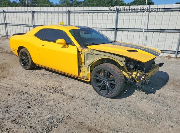 2C3CDZAG7HH636430 2017 DODGE CHALLENGER Yellow Առջևի աջ