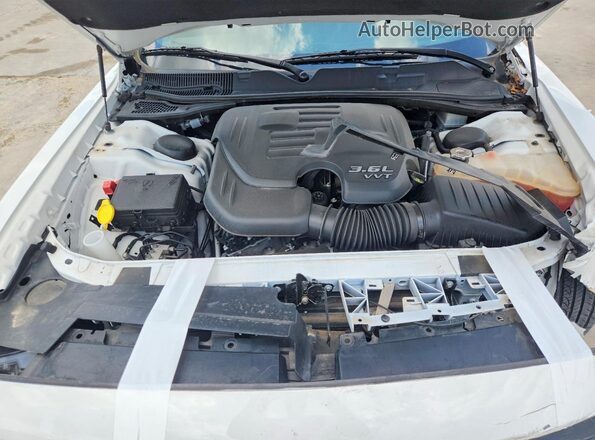 2C3CDZAG7MH626958 2021 DODGE CHALLENGER White Vista interior trasera