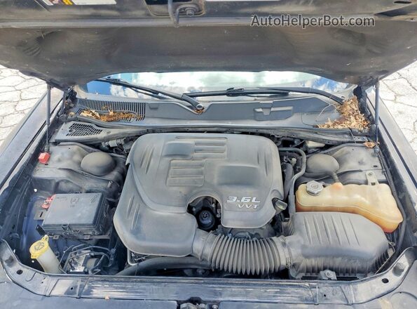 2C3CDZAG8GH176693 2016 DODGE CHALLENGER Black უკანა სალონის ხედი