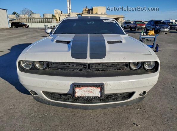 2C3CDZAG8GH226038 2016 DODGE CHALLENGER Белый Вид спереди