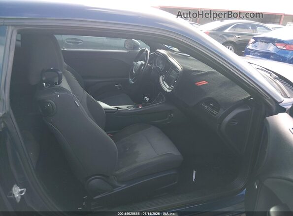 2C3CDZAG8GH338435 2016 DODGE CHALLENGER Blue Front interior view