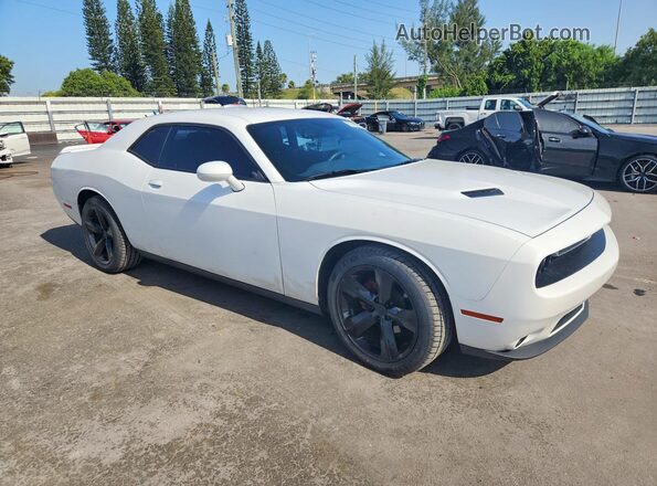 2C3CDZAG8JH246426 2018 DODGE CHALLENGER White Առջևի աջ