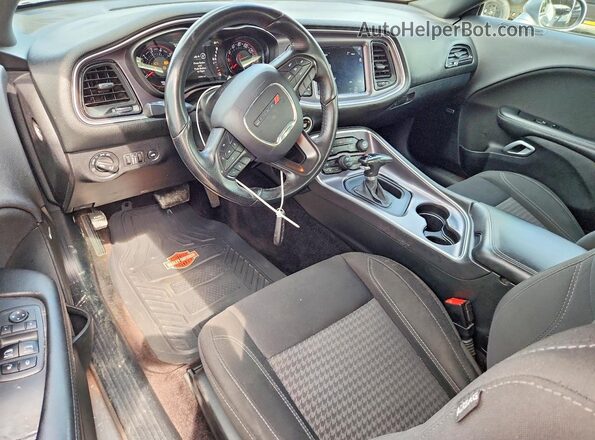 2C3CDZAG9HH636624 2017 DODGE CHALLENGER Silver Вид панелі приладів