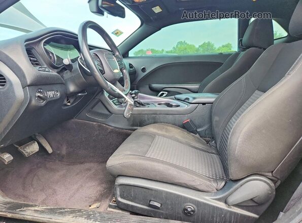 2C3CDZAG9JH220000 2018 DODGE CHALLENGER Black Widok wnętrza z przodu