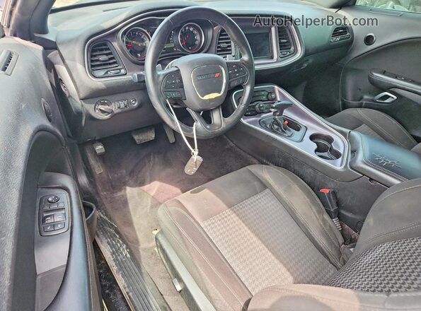 2C3CDZAG9JH220000 2018 DODGE CHALLENGER Black Widok deski rozdzielczej