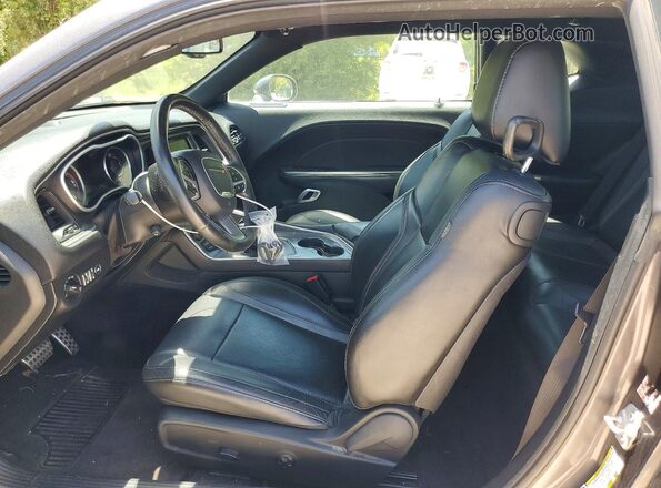 2C3CDZAG9JH259184 2018 DODGE CHALLENGER Gray Front interior view