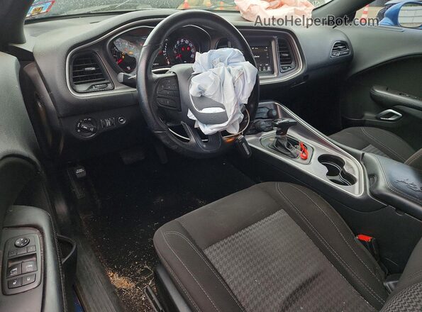 2C3CDZAG9LH243540 2020 DODGE CHALLENGER Blue Dashboard view