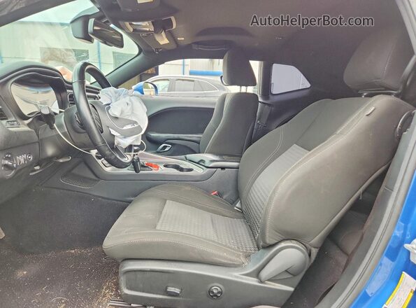 2C3CDZAG9LH243540 2020 DODGE CHALLENGER Blue Front interior view