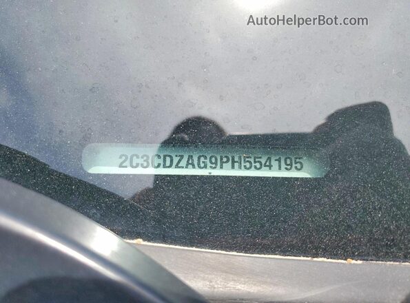 2C3CDZAG9PH554195 2023 DODGE CHALLENGER Red Widok komory silnika
