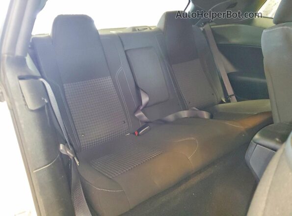 2C3CDZAG9PH562992 2023 DODGE CHALLENGER White Vista de los asientos traseros