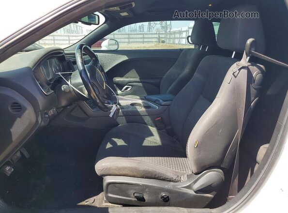 2C3CDZAGXGH107813 2016 DODGE CHALLENGER White Вид салону спереду