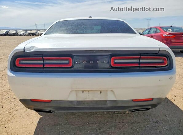 2C3CDZAGXGH107813 2016 DODGE CHALLENGER White Вид ззаду