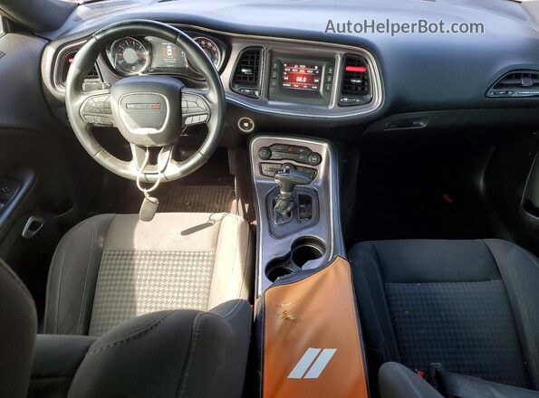 2C3CDZAGXHH659295 2017 DODGE CHALLENGER Оранжевый Вид панели приборов