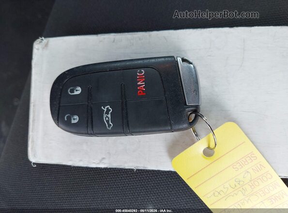 2C3CDZAGXKH687542 2019 DODGE CHALLENGER Gray Vista del salpicadero