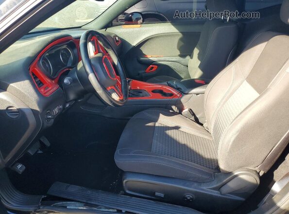 2C3CDZAGXKH752096 2019 DODGE CHALLENGER Black Front interior view
