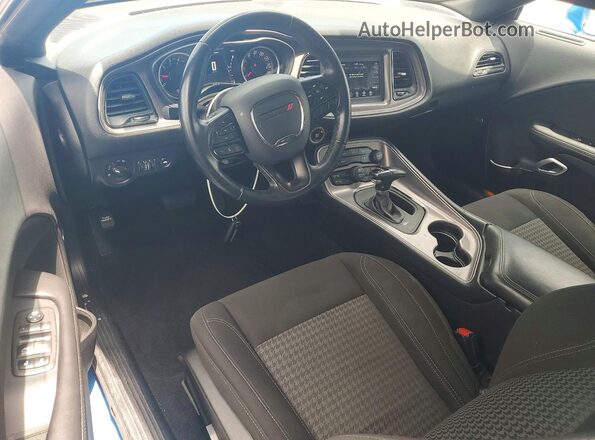 2C3CDZAGXPH610967 2023 DODGE CHALLENGER Blue Vista del salpicadero