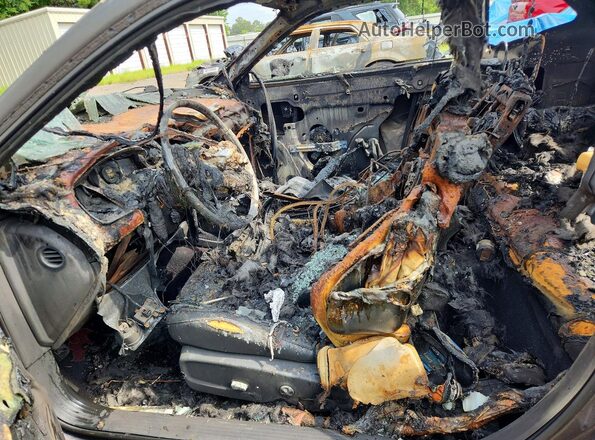 2C3CDZBT0JH175329 2018 DODGE CHALLENGER Серый Вид салона спереди