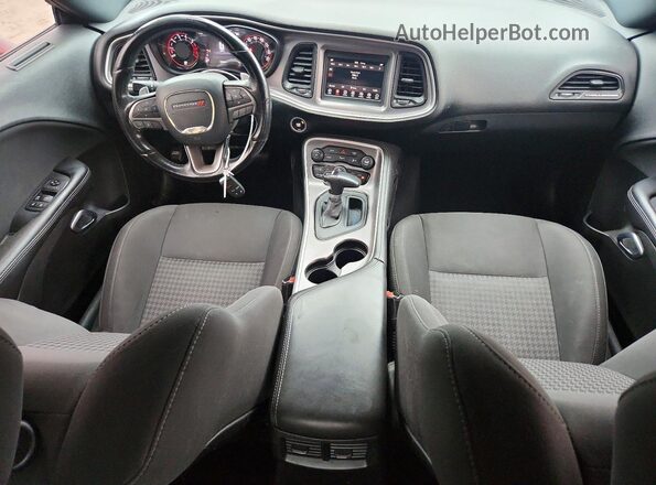 2C3CDZBT0KH641262 2019 DODGE CHALLENGER Burgundy Vista del salpicadero