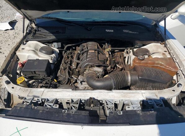 2C3CDZBT0LH189752 2020 DODGE CHALLENGER White Սալոնի հետևի տեսք