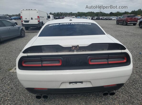 2C3CDZBT1HH665255 2017 DODGE CHALLENGER White უკანა ხედი