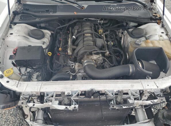 2C3CDZBT1HH665255 2017 DODGE CHALLENGER White უკანა სალონის ხედი