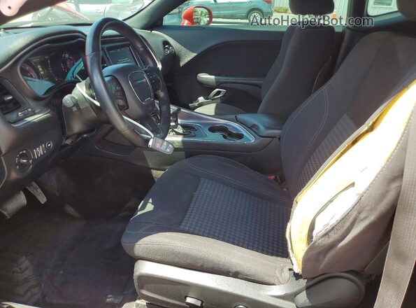 2C3CDZBT2JH199552 2018 DODGE CHALLENGER Red Vista interior delantera