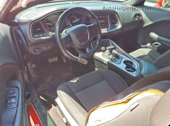 2C3CDZBT2JH199552 2018 DODGE CHALLENGER Red Vista del salpicadero