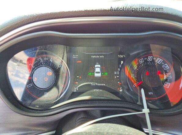 2C3CDZBT2JH199552 2018 DODGE CHALLENGER Red Vista del cuadro de instrumentos
