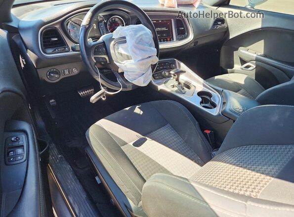 2C3CDZBT2KH552258 2019 DODGE CHALLENGER Gray Widok deski rozdzielczej