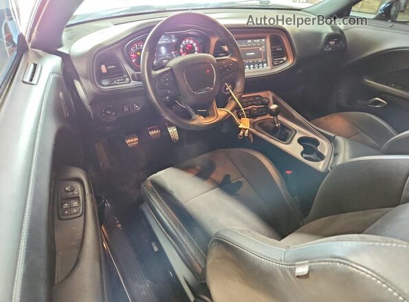 2C3CDZBT2PH582304 2023 DODGE CHALLENGER Черный Вид панели приборов