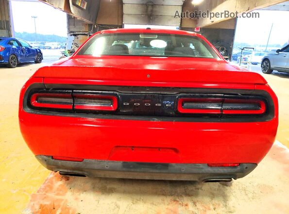 2C3CDZBT3KH530365 2019 DODGE CHALLENGER Красный Вид сзади