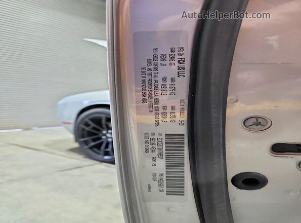 2C3CDZBT3KH708937 2019 DODGE CHALLENGER Silver Շարժիչի բաժամունքի տեսք