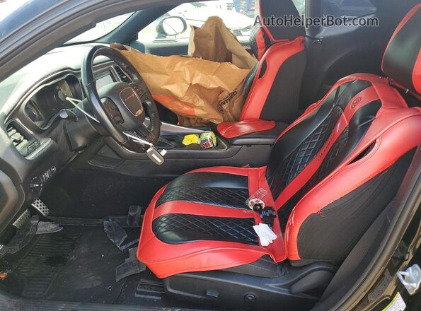 2C3CDZBT4KH708767 2019 DODGE CHALLENGER Black წინა სალონის ხედი